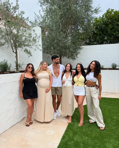 yanninicolau 1740889570 3579163588487046864 37923821010.jpg