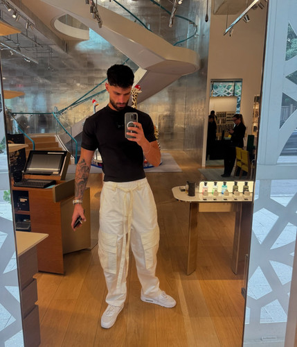 yanninicolau 1734559493 3526063056415678900 37923821010.jpg