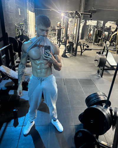 yanninicolau 1735670070 3535379249524933115 37923821010.jpg