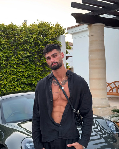 yanninicolau 1745937222 3621506367306818292 37923821010.jpg