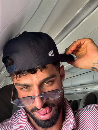 yanninicolau 1757512389 3718605904108074775 37923821010.jpg