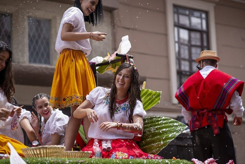 Beyond the Postcard: How to Truly Live a Local’s Life During India’s Grand Celebrations.jpg