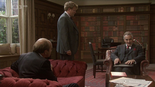 Jiste.pane.premiere.S01E01.Krize.na.summitu.2013.1080i.HDTV.H264.MPA2.0 GarGG.mkv snapshot 16.49 [20.jpg