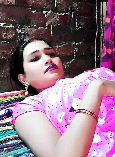 Deshi Virgin Bhabhi (2025) Hindi Hot Short Film 720p HDRip 250MB Download