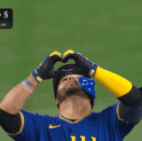 seattle mariners eugenio suarez (1).gif