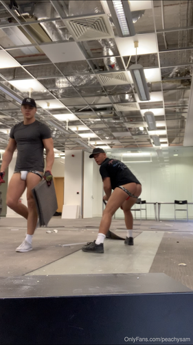 26138235 727E6AB9 73BB 41A2 8DD3 5D5E30DF760F.png