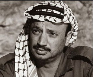 في مثل هذا التاريخ، الساعة السابعة والربع صباحاً في 29 تشرين الأول/أكتوبر 2004، الموافق لـ15 رمضان، أقلعت من ساحة المقاطعة في رام الله طائرة الهيلوكبت...