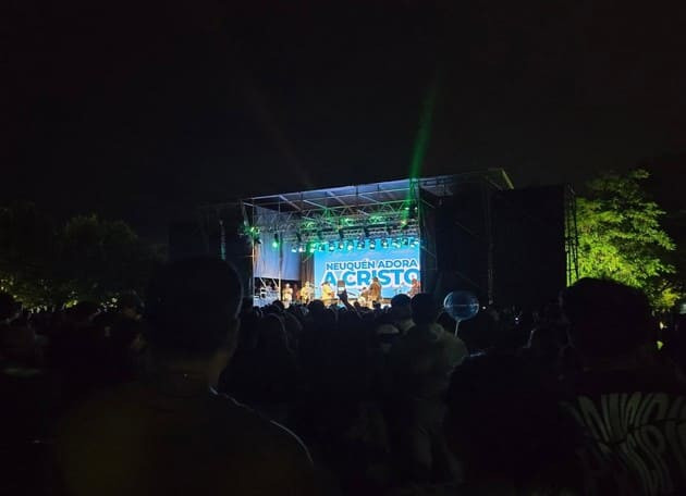 Más de cinco mil personas celebran el Día de las Iglesias Evangélicas en Neuquén