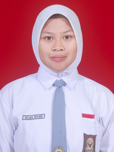 SELMA RIYANI.jpg