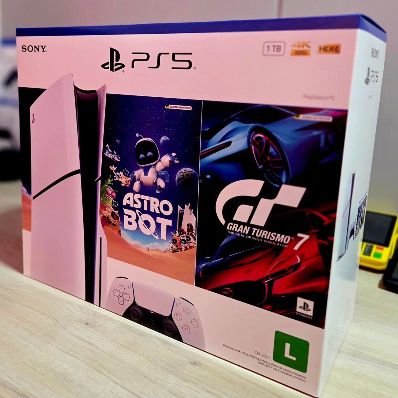 PlayStation 5 Slim 1TB 1 Controle Branco Sony com 2 Jogos – ASTRO BOT e Gran Turismo 7