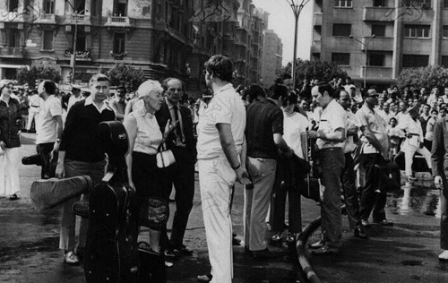 KQuQDHQ.gif KQuQDHQ.gif