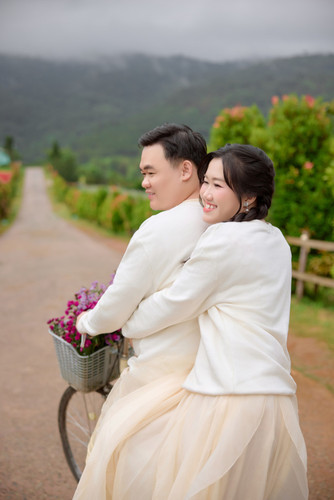 Hayes Studio PRE 2244.jpg