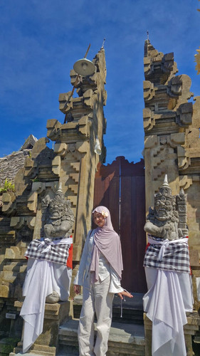 29 safira permata sari.jpg