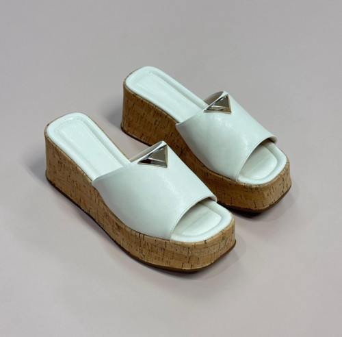 WhatsApp Image 2025 10 21 at 17.25.01.jpg