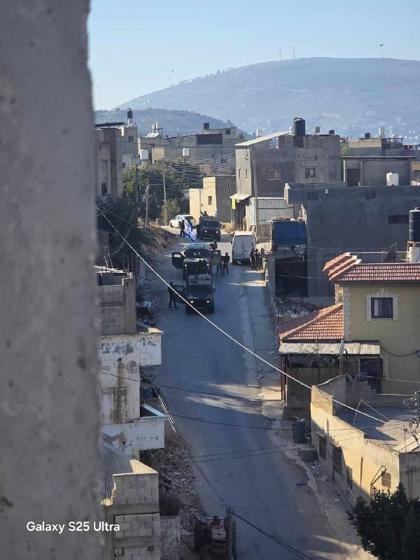 اندلاع مواجهات في بلدة بيت فوريك شرق نابلس، وقوات الاحتلال تُطلق الرصاص الحي....