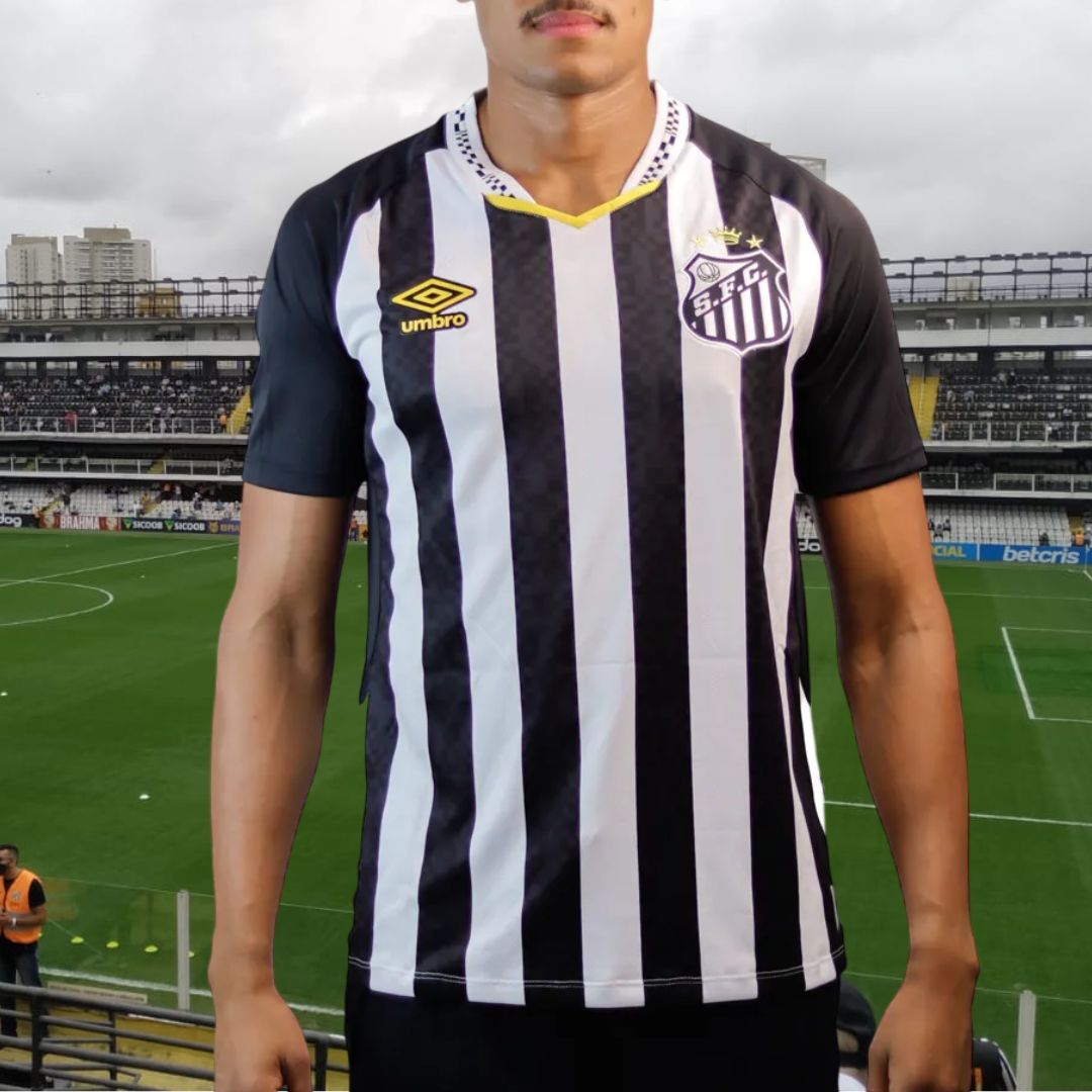 Camisa Masc. Umbro Santos Of.2 2025 Torcedor S/N