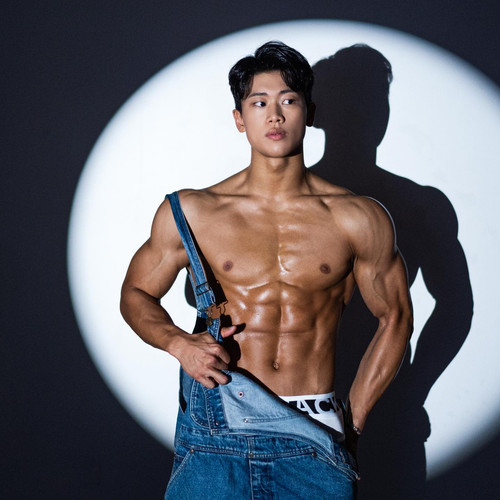 yum physique 1633019788 2674286271924227049 49404301036.jpg