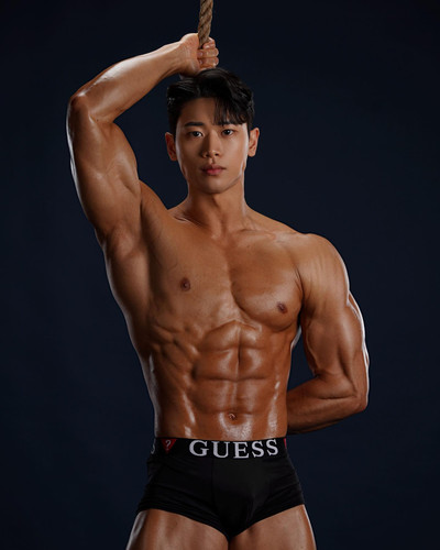 yum physique 1688433372 3139129105505500072 49404301036.jpg