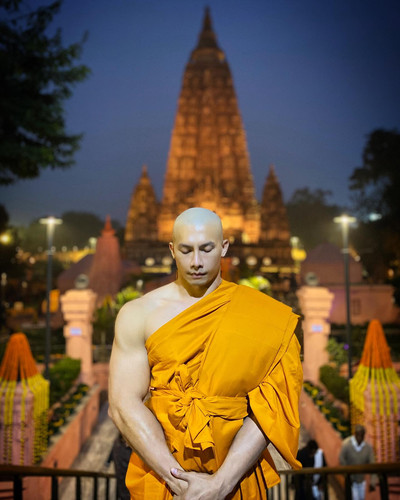 Photo by JEANS ACHITA in Buddha Gaya, Bihār, India..jpg
