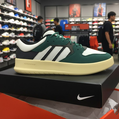 Adidas Court 24 I.jpg