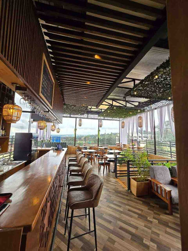 Labeila rooftop 19.jpg