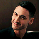 tumblr 841c5a1650d72c34cddcdaebef70d2ae 3b5b702e 400.gif