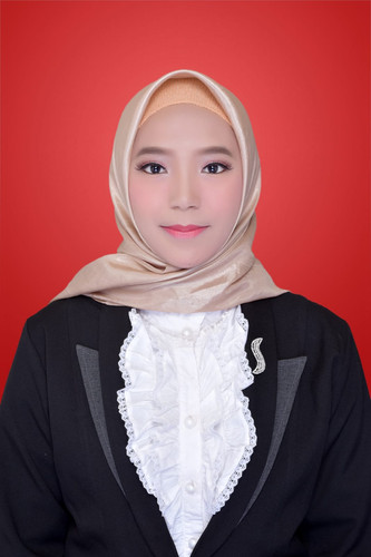 FOTO LTR MERAH NINA.jpg