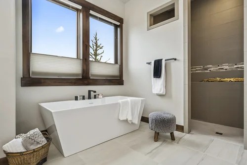 Bathroom remodelers bend.jpg
