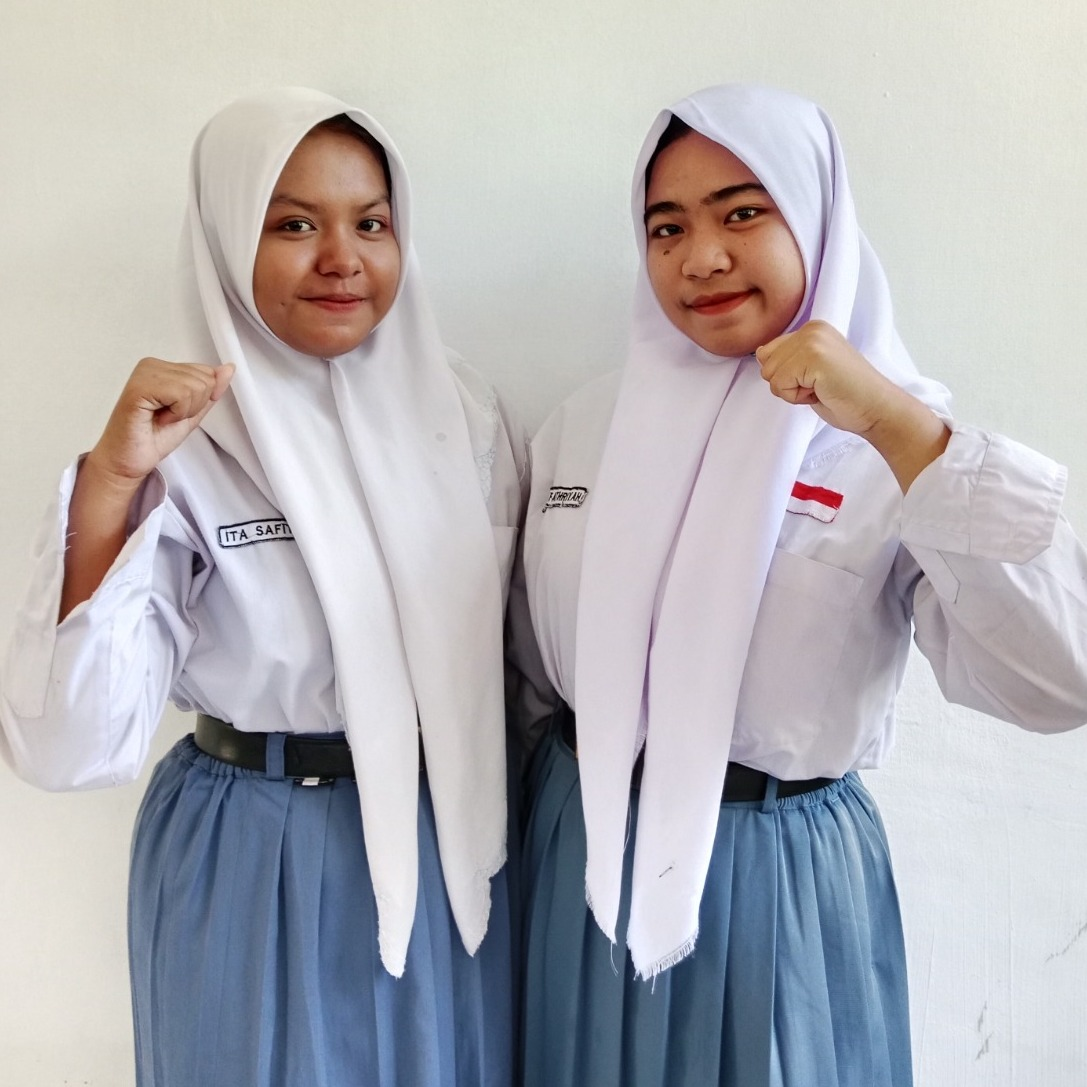 Ita Safitri & Siti Fakhriah Nurul