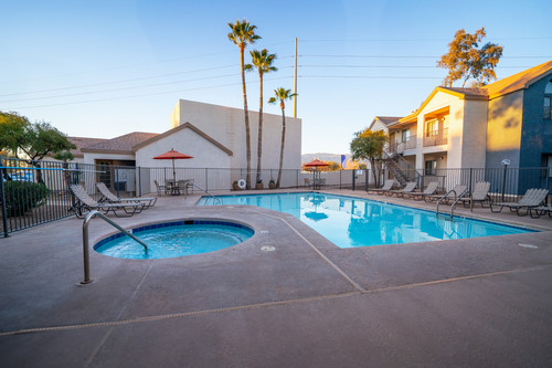 HSL BrittanyCourt 13.jpg