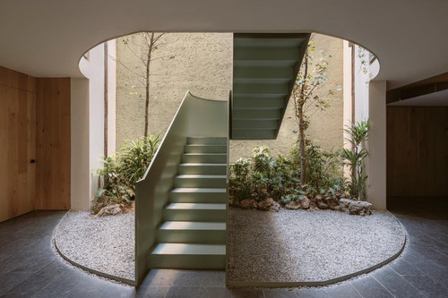 G34 1E7XUAA qSi.jpg