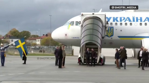 PLlafroxQinroeRF.jpg