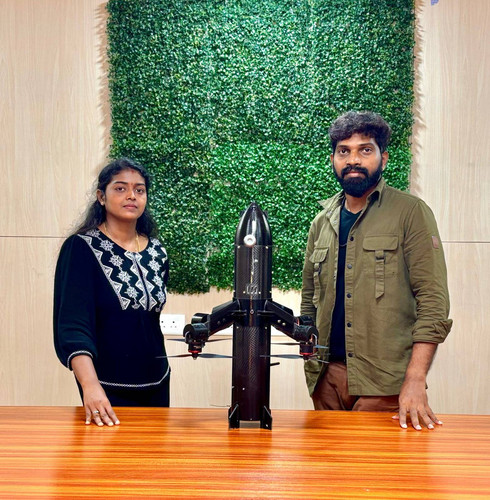 G33BXCxXgAAkZCe.jpg