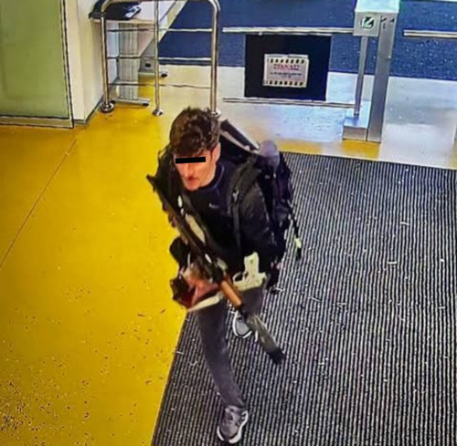G37Ipr9XAAAQxWm.jpg