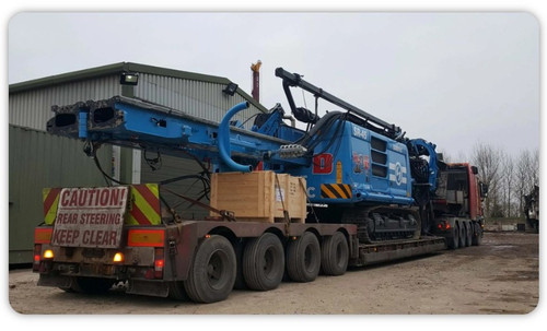 Customised Hiab solutions with driver.jpg