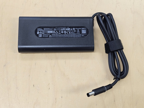 Dell Alienware Precision 240W A.jpg
