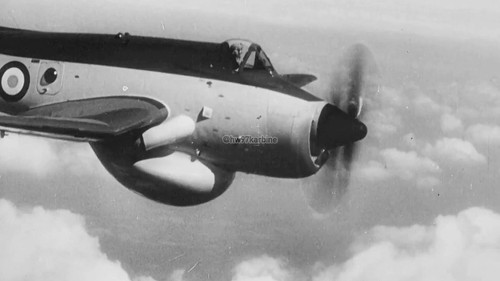 EBcsx5QAt1bLIZ3c.jpg