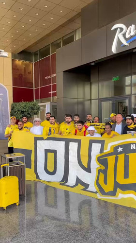 Y UrT79VbMLKoBuK.jpg