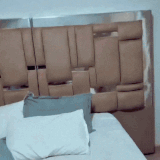 tumblr t39404Dbr91ak2m5g 720 ezgif.com optimize.gif