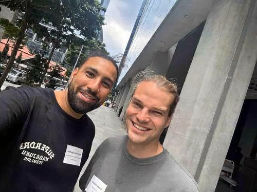 jUWCgAUkt5 ihVqS.jpg