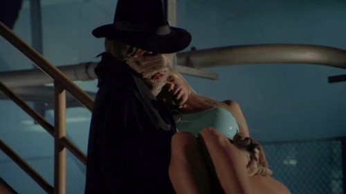 Baywatch s7e21 Nevermore Pamela Anderson blow 4.jpg