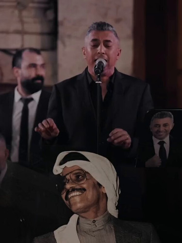 UAjSoEUerQ Dxlb8.jpg