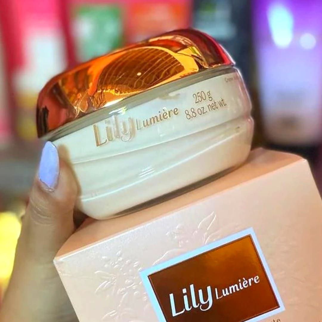 Lily Lumière Creme Acetinado Hidratante Corporal O Boticário 250g