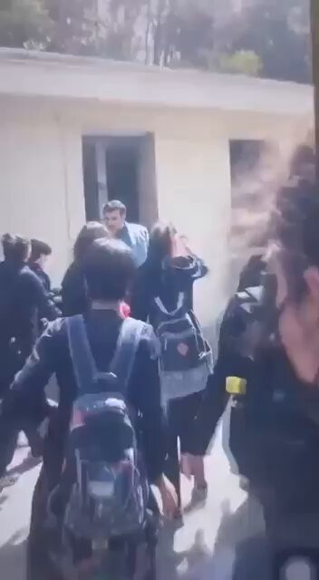 huLyPjbv7roCciVA.jpg