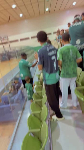 gPw8gVBzudYjNVJz.jpg