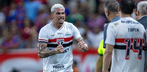 luciano celebra gol em fortaleza x sao paulo jogo do brasileirao 1759451209447 v2 615x300.jpg