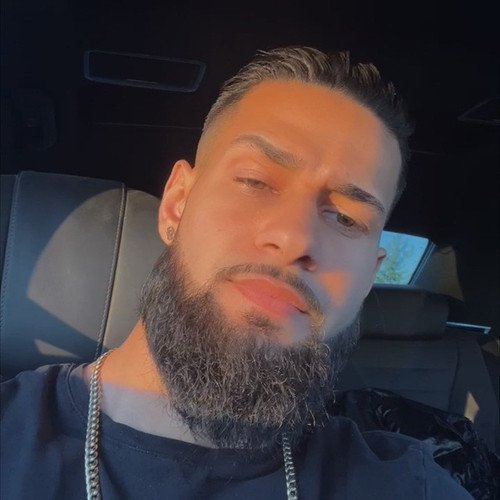Ali.jpg