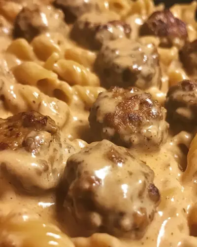 One Pot Smoky Cajun Meatball Pasta 2.webp