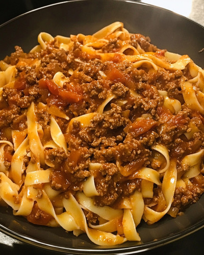 AUTHENTIC and TRADITIONAL Bolognese Ragu with Tagliatelle 2.jpg