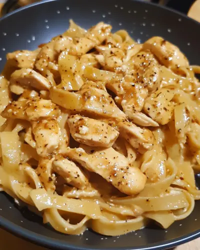 Spicy Honey Garlic Chicken Alfredo 1.webp